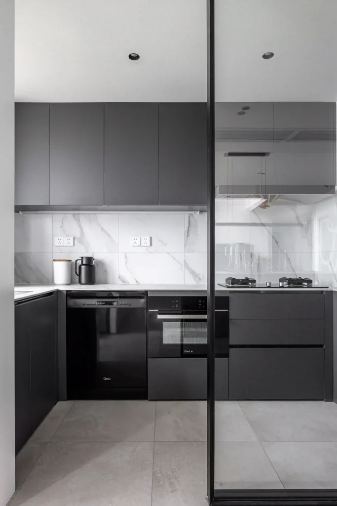 Pros and Cons of Grey Kitchen Cabinets