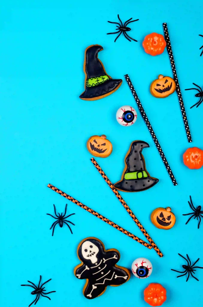 DIY Halloween Wall Decorations